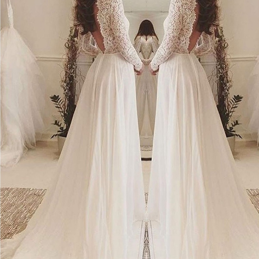 *NWT* Beautiful Ivory Chiffon Wedding Dress A line/Princess Sweep